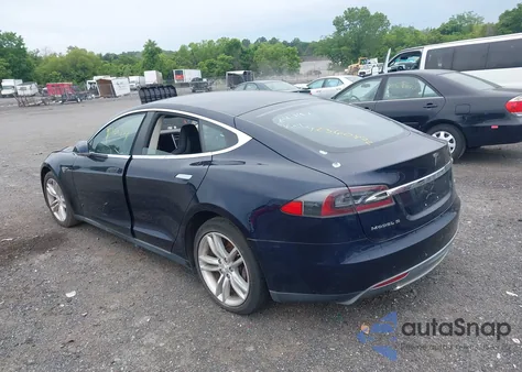 2014 Tesla Model S P85 z USA, uszkodzony, nr VIN 5YJSA1H19EFP32063